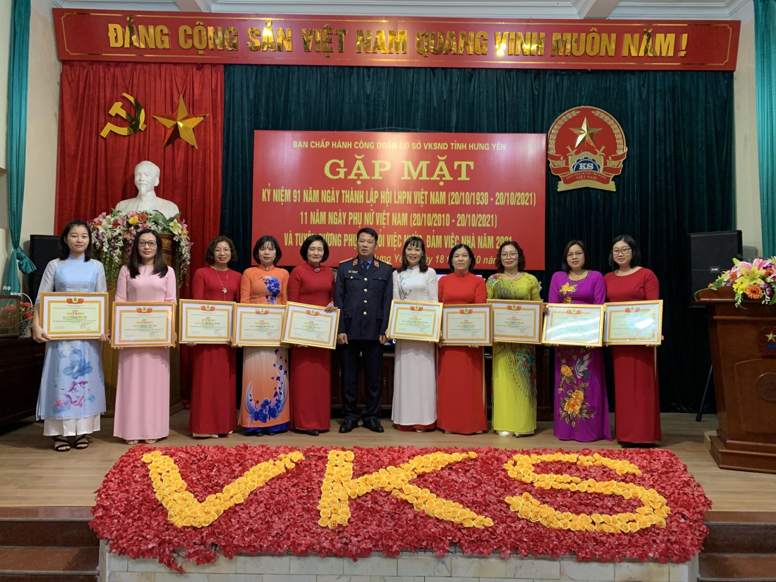 Viện KSND tỉnh Hưng Yên tổ chức gặp mặt nhân ngày Phụ nữ Việt Nam 20/10