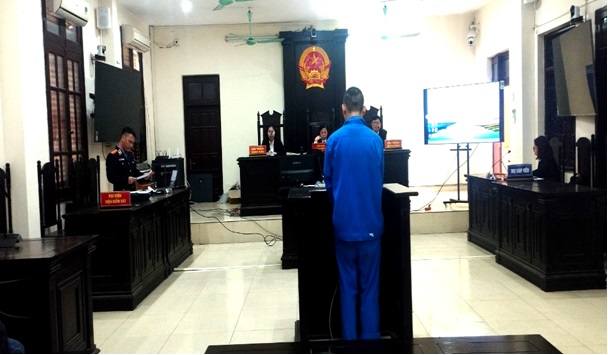 Viện KSND huyện Yên Mỹ tăng cường thực hiện công bố hình ảnh chứng cữ, dữ liệu điện tử tại phiên tòa