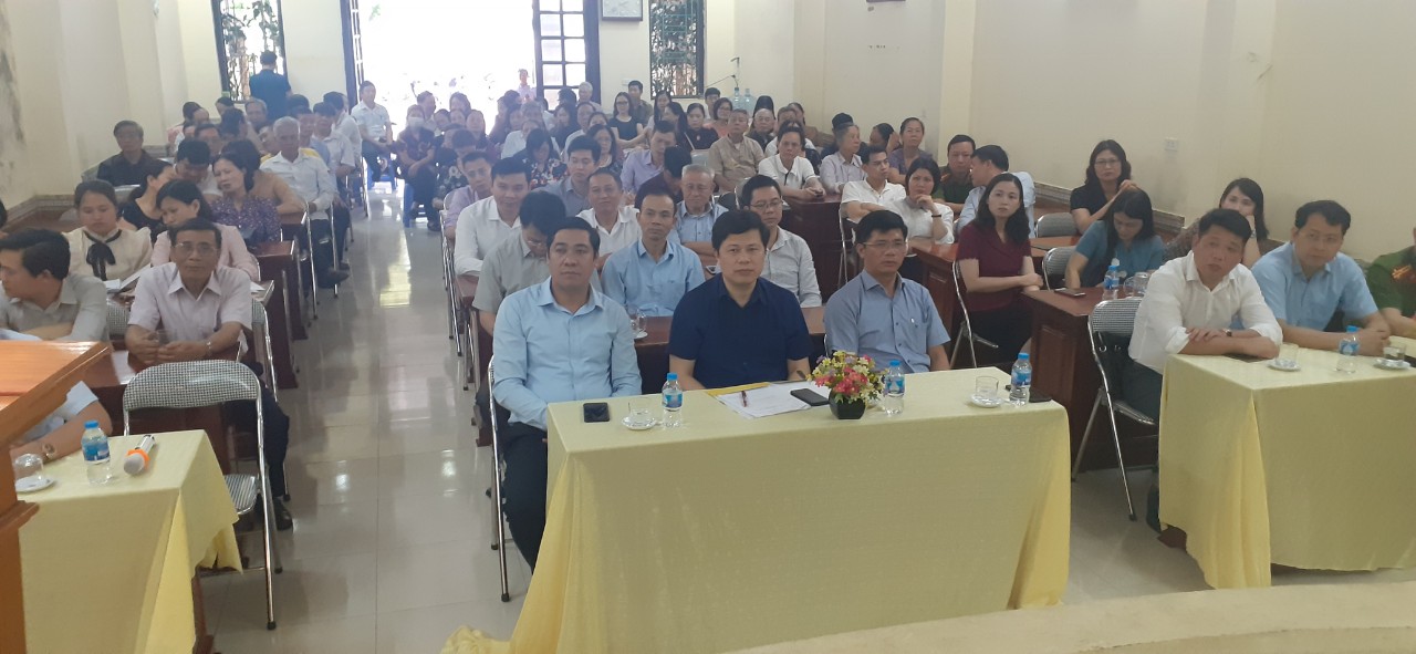 Hội nghị lấy ý kiến nhận xét và tín nhiệm của Cử tri nơi cư trú đối với người  ứng cử Đại biểu HĐND các cấp nhiệm kỳ 2021 - 2026