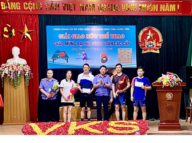Ban chấp hành Công đoàn cơ sở Viện KSND tỉnh Hưng Yên tổ chức giao lưu thể thao chào mừng Đại hội Công đoàn các cấp