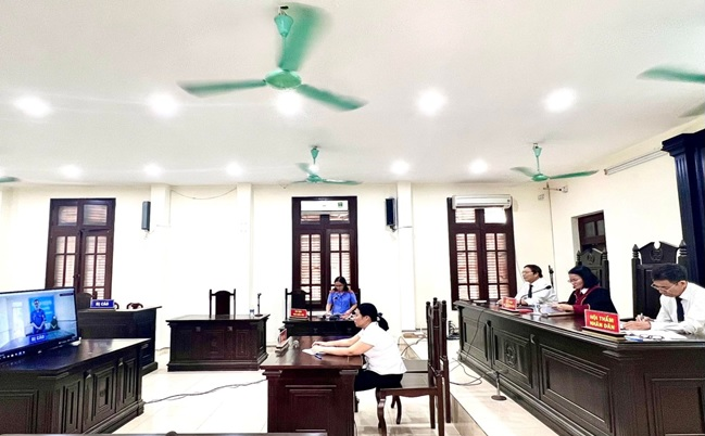 Viện kiểm sát nhân dân huyện Yên Mỹ phối hợp với Tòa án nhân dân huyện Yên Mỹ tổ chức phiên tòa trực tuyến xét xử 03 vụ án hình sự
