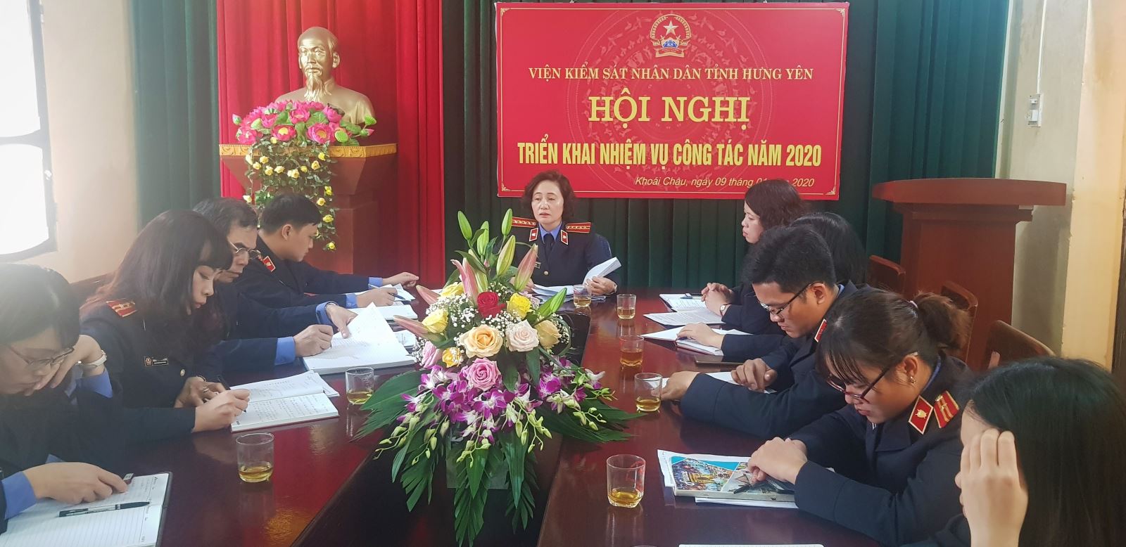 VIỆN KIỂM SÁT NHÂN DÂN HUYỆN KHOÁI CHÂU  TỔ CHỨC HỘI NGHỊ TRIỂN KHAI CÔNG TÁC NĂM 2020